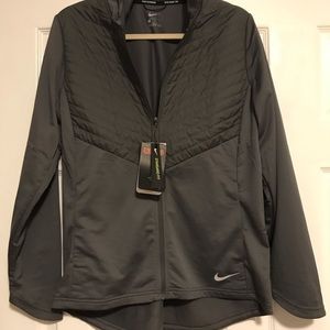 Nike running sweatshirt new with tag size L
